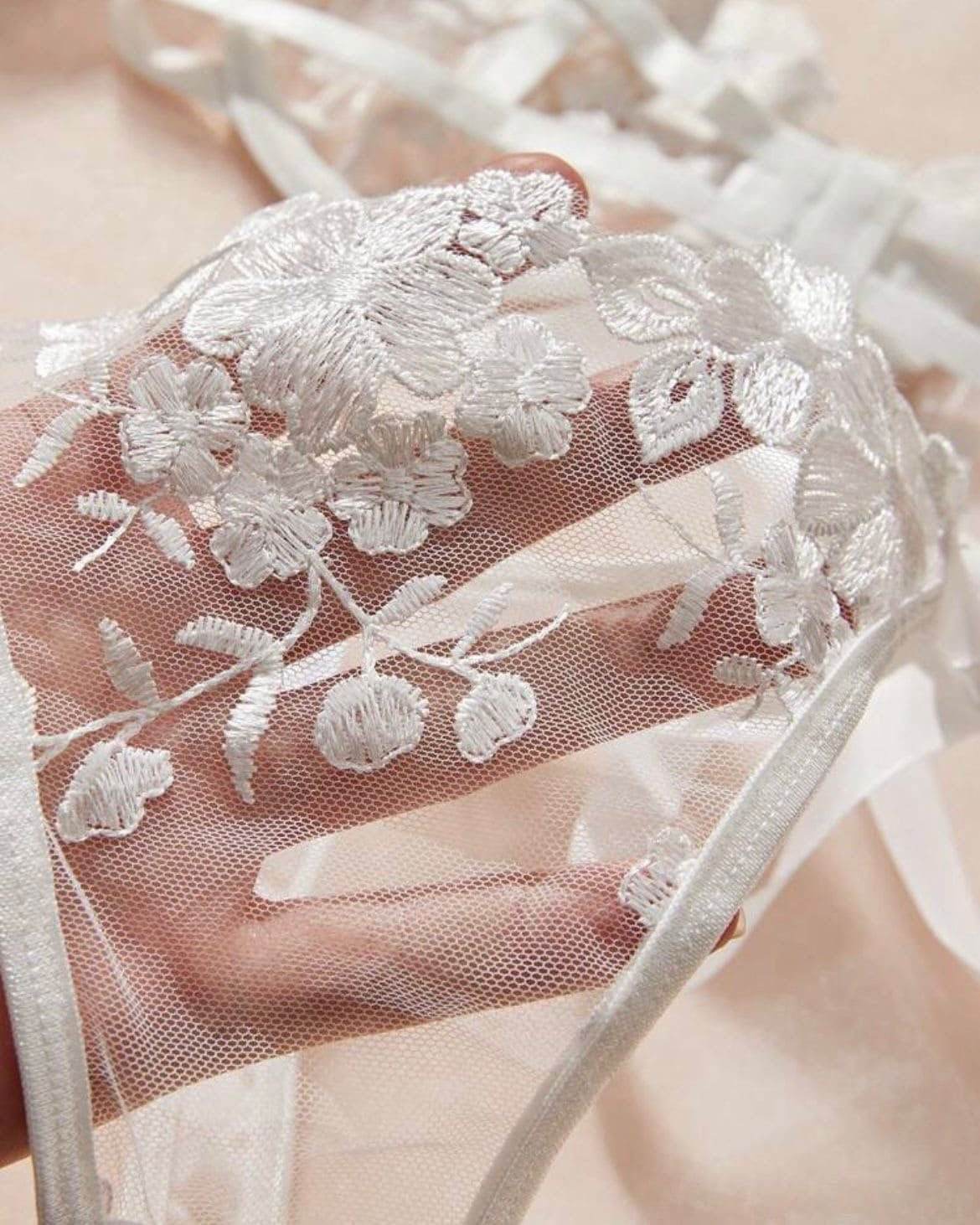 NG23078 White
