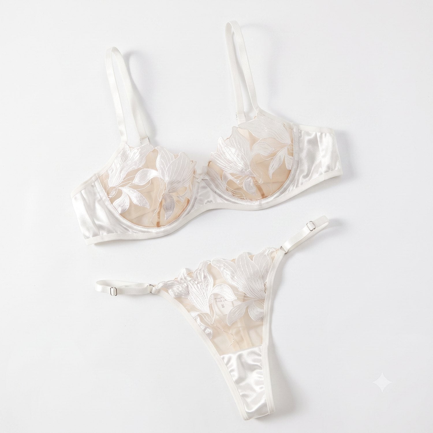 NG23089 White